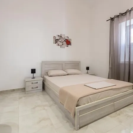 Noula House &