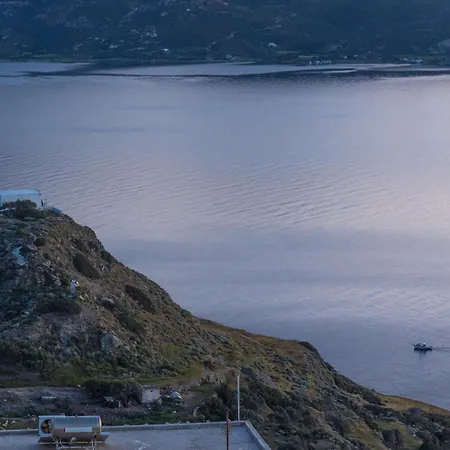 Noula House & Appartement Plaka (Milos)