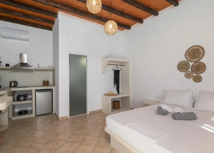 Daire Noula House & *