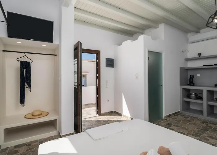 Noula House & Daire *