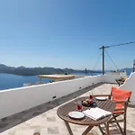 Noula House & Πλάκα Μήλου