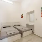 Noula House & Apartment Plaka (Milos)
