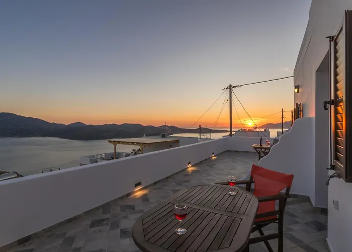 Noula House & Lejlighed