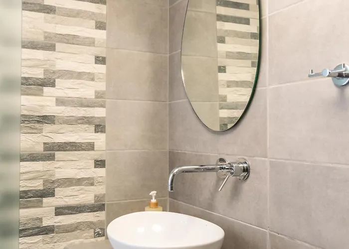 Noula House & Lejlighed *